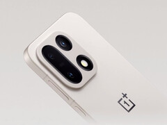 Verwacht wordt dat de OnePlus 15 binnenkort gezelschap krijgt van een kleinere broer of zus.