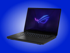 De ROG Zephyrus Duo (2026) GX651 lijkt in zijn ‘standaard’ toestand sterk op andere 16-inch gaminglaptops.