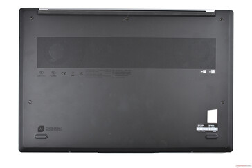 ThinkPad Z16: aluminium bodem