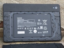 De ThinkTab X11 is voorzien van een uitneembare batterij