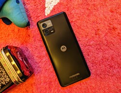 Het testen van de Motorola Moto G72. Testtoestel geleverd door Motorola Duitsland.