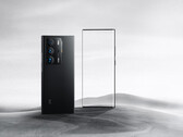 De Axon 40 Ultra is een van de weinige smartphones met een camera onder het paneel. (Afbeelding bron: ZTE)