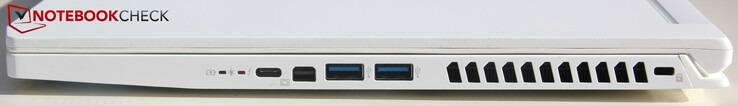 Rechts: USB type-C (3.1, Thunderbolt 3), Mini DisplayPort, 2x USB type-A 3.0