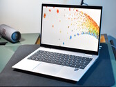 HP EliteBook x360 830 G10 Laptop Review: Metalen convertible met niet-reflecterend aanraakscherm