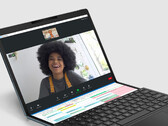 De meeste grootformaat apparaten met opvouwbare panelen hebben tot nu toe Windows draaien, HP Spectre Fold op de foto. (Afbeeldingsbron: HP)