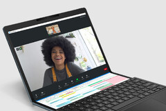 De meeste grootformaat apparaten met opvouwbare panelen hebben tot nu toe Windows draaien, HP Spectre Fold op de foto. (Afbeeldingsbron: HP)