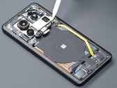 De eerste teardown van de Xiaomi 14 Ultra geeft ook enkele cameratests en meetresultaten van de hardware van het vlaggenschip. (Afbeelding: WekiHome)