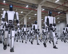 China's 'leger van humanoïde robots' - virale video van massale levering boezemt angst in