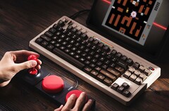 8BitDo levert zijn Dual Super Buttons en Super Stick bij C64 Edition-bestellingen. (Afbeeldingsbron: 8BitDo)