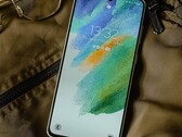 De Galaxy S21 FE debuteerde een jaar geleden. (Bron: GadgetMatch)