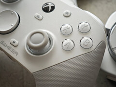 De GameSir G7 Pro in zijn Mech White afwerking. (Afbeeldingsbron: Paraph)