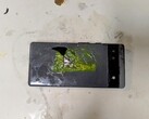 Ten minste twee Pixel 6a zijn de afgelopen maand in brand gevlogen. (Afbeeldingsbron: Reddit gebruiker u/zaliver)
