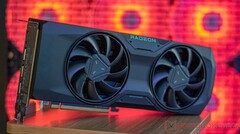 Er is online nieuwe informatie opgedoken over AMD's volgende generatie RDNA 5 GPU's (afbeelding: Radeon RX 7900 XTX; bron: Notebookcheck)