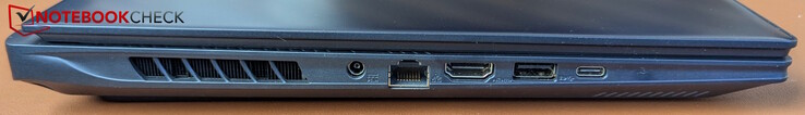 Links: voeding, LAN, HDMI 2.1, USB-A 3.2 Gen 2, USB-C met Thunderbolt 5 (PD 3.0, DP 2.1, USB 4)