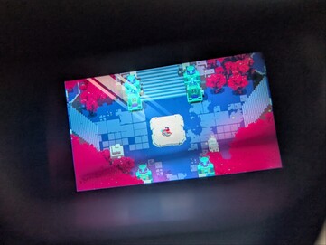 Hyper Light Drifter op het geprojecteerde scherm in de Xreal One Pro