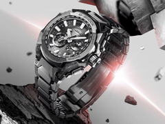 Casio MTG-B4000BD-1AJF in promo-afbeelding.