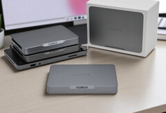 Wij hebben de Khadas Mind 2s mini PC beoordeeld (Afbeelding bron: Notebookcheck)