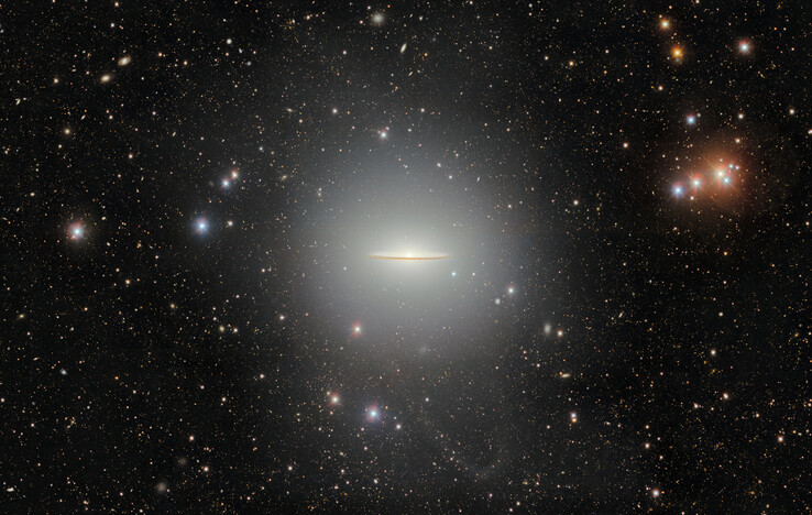Een nieuwe afbeelding van de Sombrero Galaxy en een stellaire stroom.