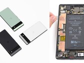 Google vermindert de levensduur van de batterij van sommige Pixel 6a-toestellen via een software-update (Afbeelding bron: Google / iFixit)