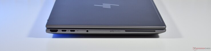 links: HDMI, 2x Thunderbolt 4, 3,5mm Audio, Smartcard-lezer