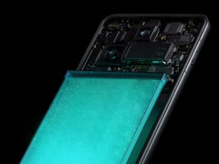 De Find X8 Pro, op de foto, heeft al een relatief grote batterijcapaciteit voor zijn grootte. (Afbeeldingsbron: Oppo - bewerkt)