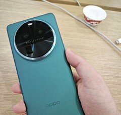 De OPPO Find X6 Pro in levende lijve. (Bron: Ice Universe)