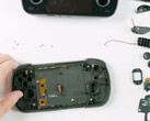 Het verwisselen van het display van de Retroid Pocket Mini is een moeilijke procedure, zelfs voor doorgewinterde knutselaars. (Afbeeldingsbron: Retroid)