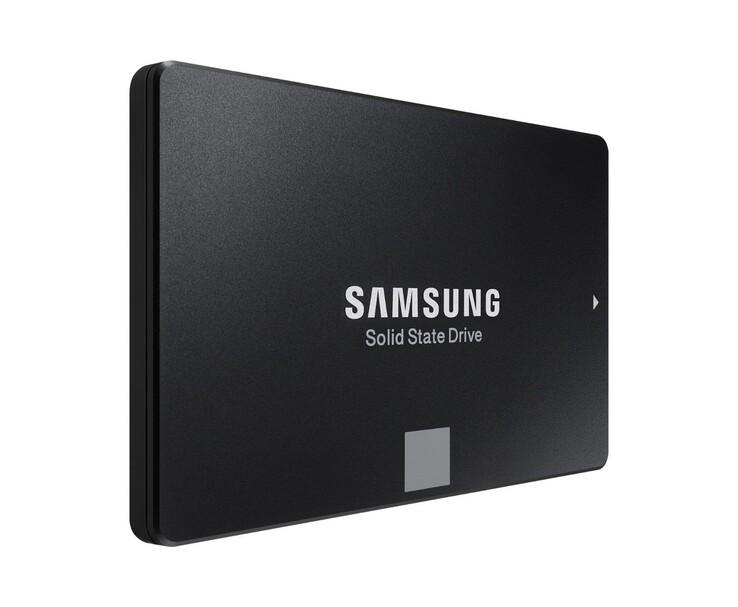 Samsung SATA solid-state drive in een slanke zwarte behuizing (Afbeelding bron: Samsung)