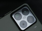 Als de Xiaomi 15S Pro op de markt komt, zal deze naar verwachting identiek zijn aan de Xiaomi 15 Pro. Afgebeeld - Xiaomi 15 Pro (Afbeelding Bron: Geheugen op Weibo)