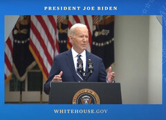 President Biden heft tarieven op voor in China geproduceerde EV's, lithiumbatterijen, zonnecellen, medische PBM's en spuiten, en meer. (Bron: Whitehouse op YouTube)