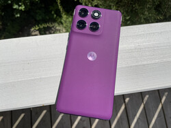 De Edge 60 Pro is een goede telefoon uit het middensegment (Afbeelding bron: Manuel Masiero)