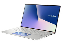 De Asus ZenBook 15 UX534FTC (90NB0NK5-M04070). Testmodel geleverd door Asus Germany