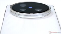 De Zeiss-camera van de opvolger van de Vivo X200 Ultra in 2026 zal de eerste en enige zijn met een dual-200 megapixel montage. (Afbeeldingsbron: Notebookcheck)