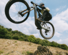De BH iLynx+ NX (foto) in actie. De Bosch Performance Line CX motor in de e-MTB ondersteunt een maximaal koppel van 100Nm en tot 400% trapondersteuning. (Afbeelding bron: BH Bikes)