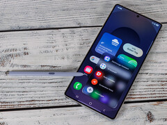 De Galaxy S26 Ultra zal dezelfde accucapaciteit hebben als de Galaxy S25 Ultra die hier wordt getoond (bron: Notebookcheck)