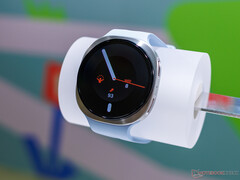 Samsung Galaxy Watch 9 41 mm met een witte band (zie afbeelding)