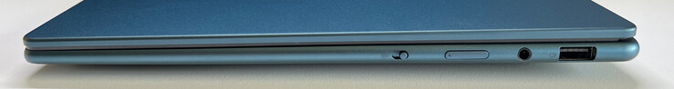 Rechts: webcam eShutter, aan/uit-knop, 3,5 mm audio, USB-A 3.2 Gen 1 (5 GBit/s)