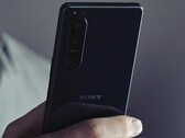 De Sony Xperia 5 III werd geleverd met 8 GB LPDDR5 RAM en een Snapdragon 888 SoC. (Afbeelding bron: Sony)
