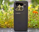 De Xiaomi 15S Pro is een van de beste smartphones van 2025. (Afbeeldingsbron: Marcus Herbrich)