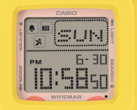 De Casio Baby-G BGD-10KPM-7 heeft een bijna vierkante digitale wijzerplaat waarop behoorlijk wat informatie wordt weergegeven.