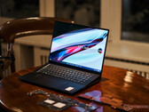 De Zenbook Pro 16X OLED heeft geen 4K-scherm meer. (Beeldbron: ASUS)