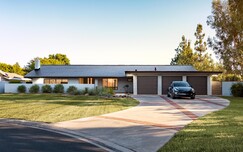 Huis met Tesla dakspanen (Afbeelding: Tesla)