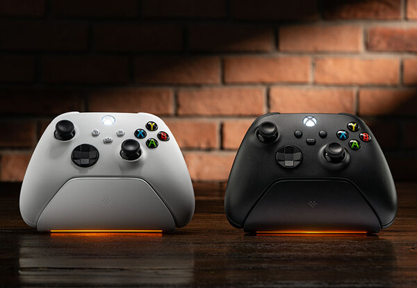 Het 8BitDo Ultimate Charging Dock voor Xbox-controllers heeft een instelbare led-oplaadindicator..