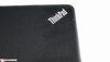 Een LEDje bij het ThinkPad logo.