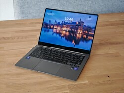 De Galaxy Book5 Pro is een degelijke ultra-draagbare laptop