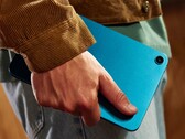 De Alexa Tablet 8 is verkrijgbaar in roze, turquoise en donkergrijs.