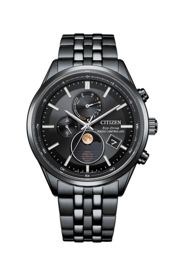 Citizen BY1035-56E Eco-Drive-horloge met maanfase, voorzien van een volledig zwarte roestvrijstalen kast en armband, een zwarte wijzerplaat, een analoge maanfase-weergave, twee subwijzerplaten en een datumvenster.