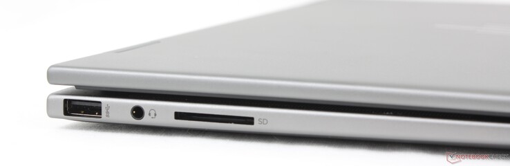 Links: USB-A 10 (10 Gbps), 3,5 mm headset, SD-kaartlezer