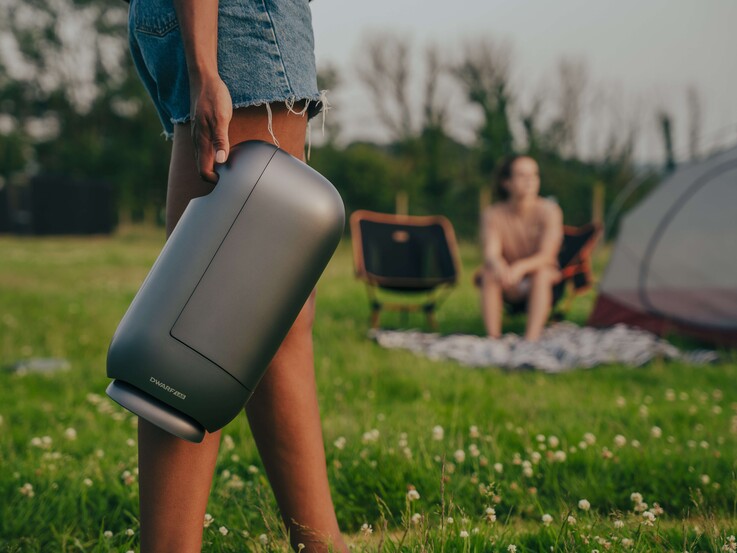 Met een gewicht van 5,5 kg weegt de Draco smart-telescoop bijna evenveel als zeven DWARF Mini-modellen of vier DWARF 3-modellen.