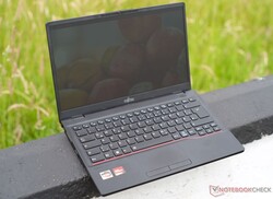 Fujitsu LifeBook E5412A beoordeling. Geleverd door: